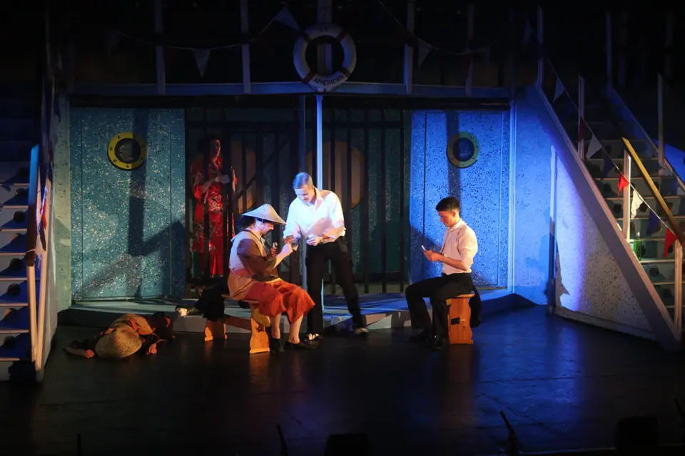 Willenhall Musical Theatre Company's 2017 production of Anything Goes at Dormston Mill Theatre, Sedgley. Photograph 140 of 170.