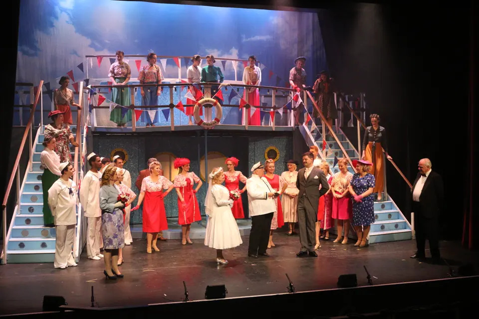 Willenhall Musical Theatre Company's 2017 production of Anything Goes at Dormston Mill Theatre, Sedgley. Photograph 147 of 170.