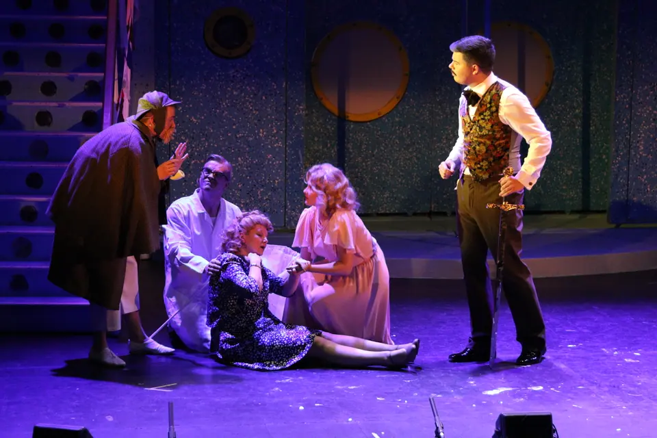 Willenhall Musical Theatre Company's 2017 production of Anything Goes at Dormston Mill Theatre, Sedgley. Photograph 51 of 170.