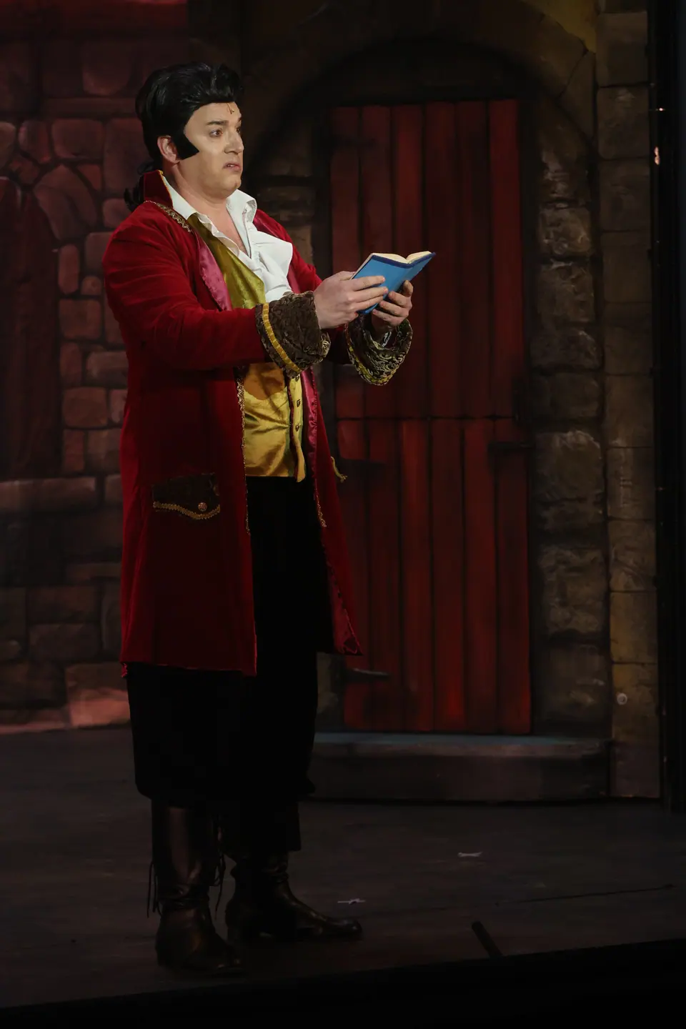 Willenhall Musical Theatre Company's 2024 production of Beauty and the Beast at Dormston Mill Theatre, Sedgley. Photograph 209 of 327.