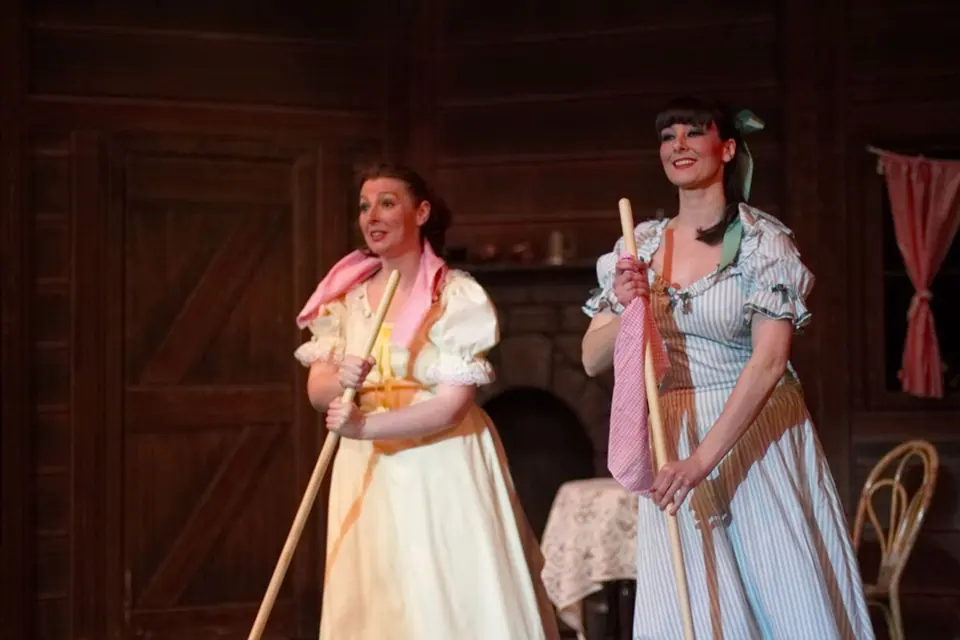 Willenhall Musical Theatre Company's 2013 production of Calamity Jane. Photograph 22 of 98.