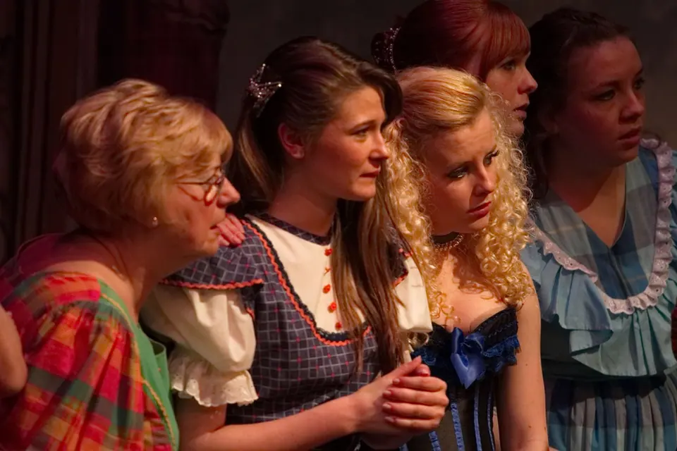 Willenhall Musical Theatre Company's 2013 production of Calamity Jane. Photograph 26 of 98.