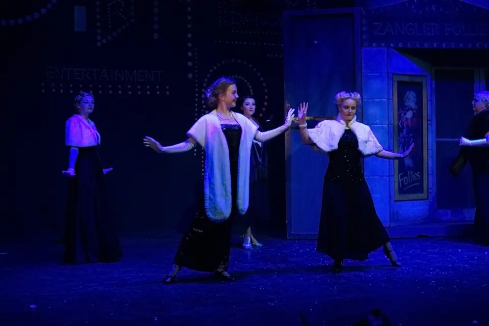 Willenhall Musical Theatre Company's 2015 production of Crazy For You at Dormston Mill Theatre, Sedgley. Photograph 198 of 228.