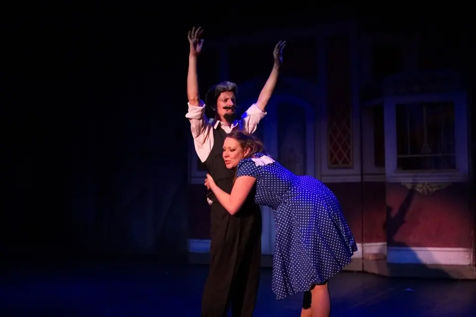 Willenhall Musical Theatre Company's 2015 production of Crazy For You at Dormston Mill Theatre, Sedgley. Photograph 200 of 228.