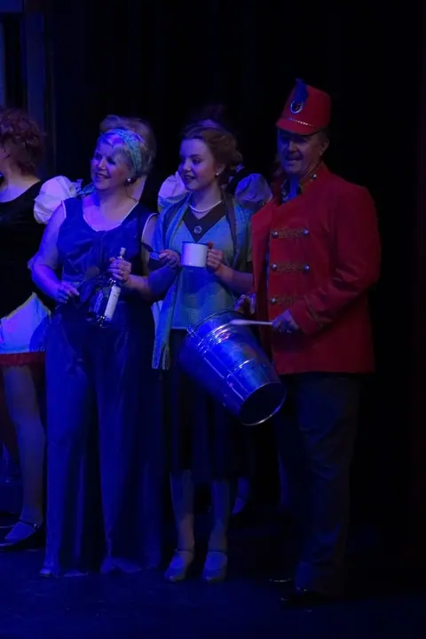 Willenhall Musical Theatre Company's 2015 production of Crazy For You at Dormston Mill Theatre, Sedgley. Photograph 212 of 228.