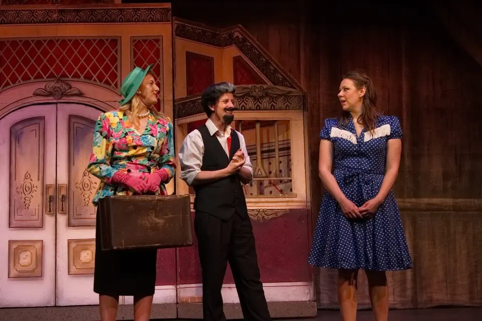 Willenhall Musical Theatre Company's 2015 production of Crazy For You at Dormston Mill Theatre, Sedgley. Photograph 61 of 228.