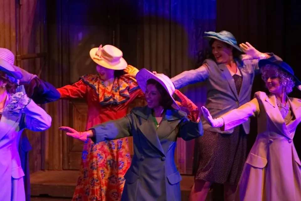 Willenhall Musical Theatre Company's 2015 production of Crazy For You at Dormston Mill Theatre, Sedgley. Photograph 75 of 228.