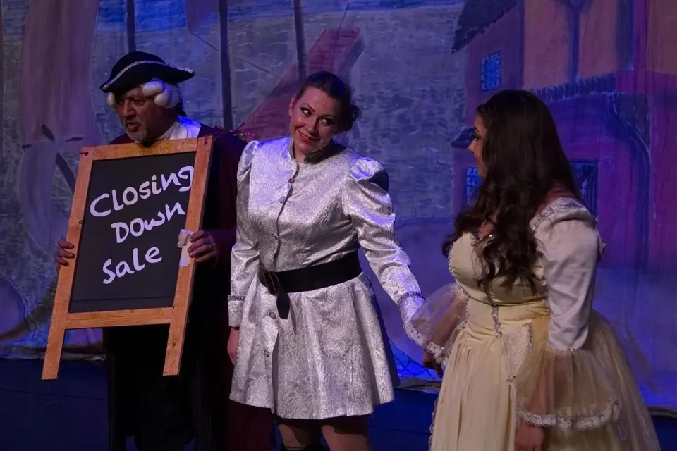 Willenhall Musical Theatre Company's 2015 pantomime, Dick Whittington at Coppice Performing Arts School, Wednesfield. Photograph 95 of 182.