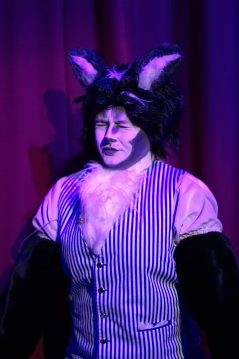 Willenhall Musical Theatre Company's 2015 pantomime, Dick Whittington at Coppice Performing Arts School, Wednesfield. Photograph 112 of 182.