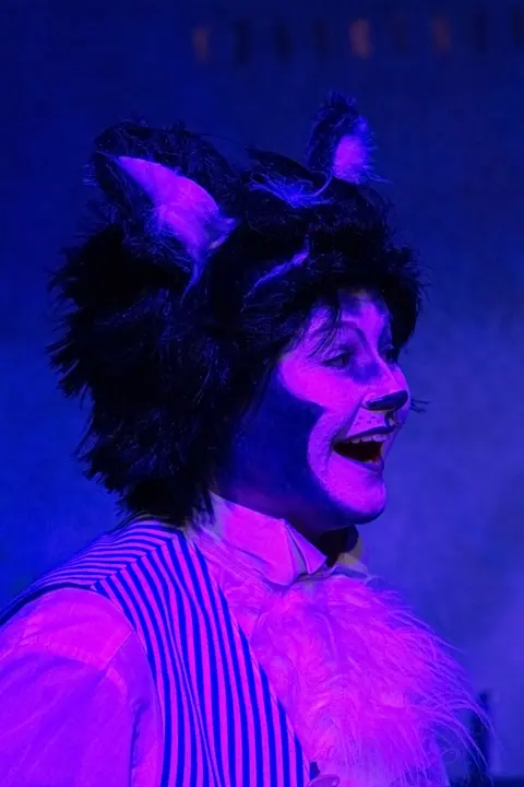 Willenhall Musical Theatre Company's 2015 pantomime, Dick Whittington at Coppice Performing Arts School, Wednesfield. Photograph 150 of 182.