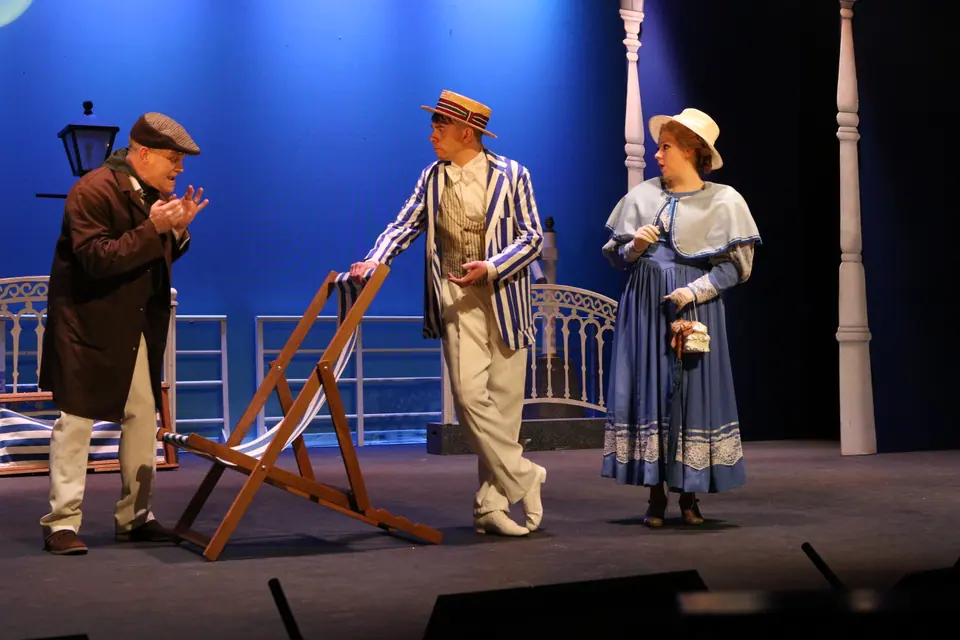 Willenhall Musical Theatre Company's 2018 production of Half a Sixpence at Dormston Mill Theatre, Sedgley. Photograph 111 of 258.
