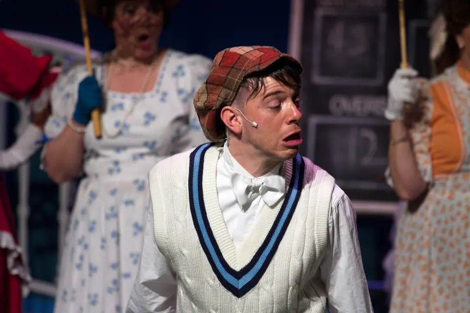 Willenhall Musical Theatre Company's 2018 production of Half a Sixpence at Dormston Mill Theatre, Sedgley. Photograph 142 of 258.