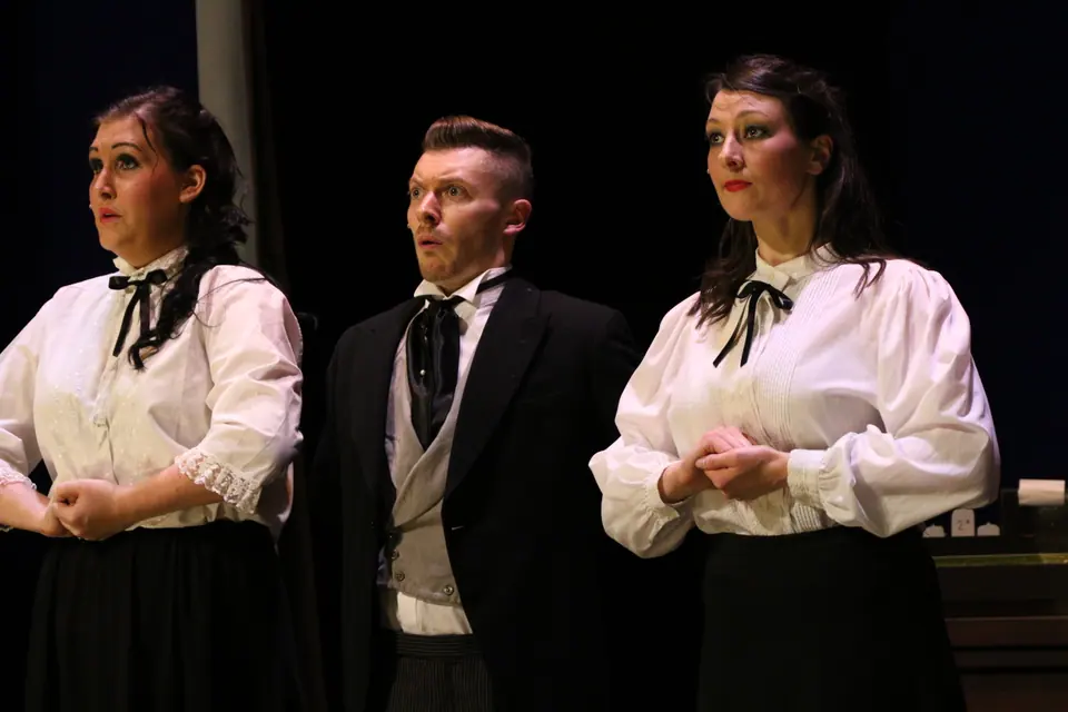 Willenhall Musical Theatre Company's 2018 production of Half a Sixpence at Dormston Mill Theatre, Sedgley. Photograph 91 of 258.