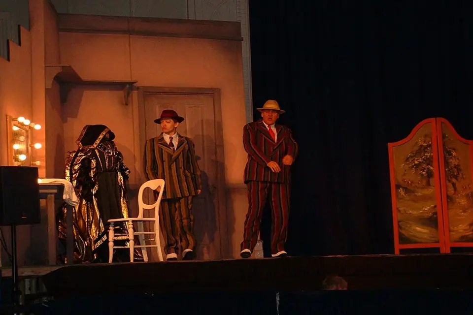 Willenhall Musical Theatre Company's 2003 production of Kiss Me Kate. Photograph 99 of 147.