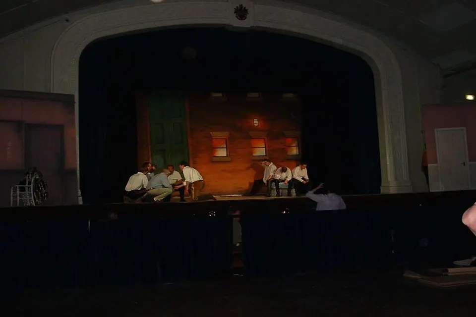 Willenhall Musical Theatre Company's 2003 production of Kiss Me Kate. Photograph 141 of 147.