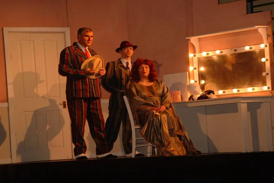Willenhall Musical Theatre Company's 2003 production of Kiss Me Kate. Photograph 22 of 147.
