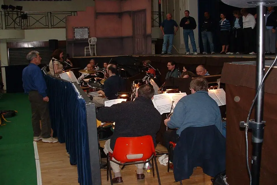 Willenhall Musical Theatre Company's 2003 production of Kiss Me Kate. Photograph 45 of 147.