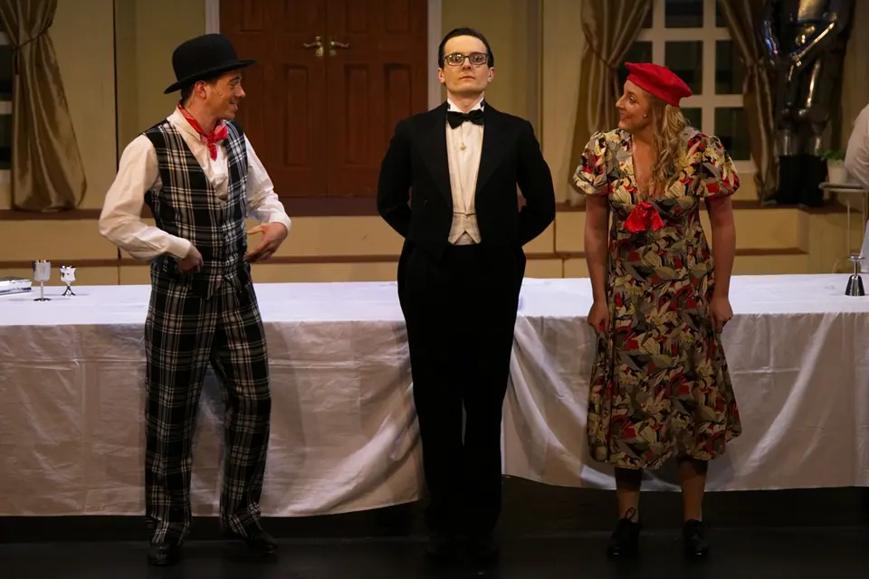 Willenhall Musical Theatre Company's 2016 production of Me and My Girl at Dormston Mill Theatre, Sedgley. Photograph 108 of 308.