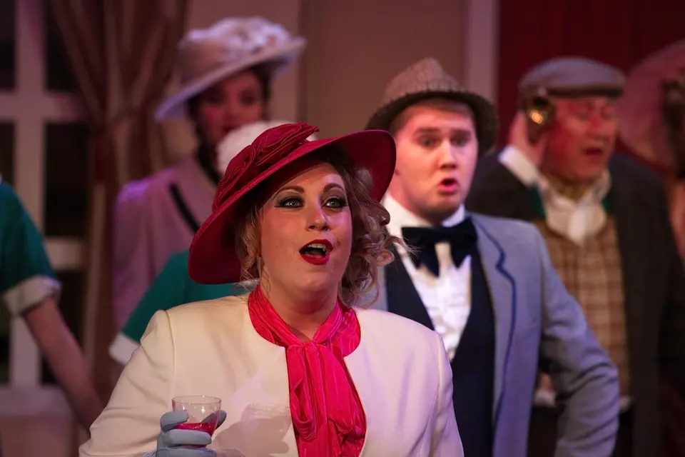 Willenhall Musical Theatre Company's 2016 production of Me and My Girl at Dormston Mill Theatre, Sedgley. Photograph 115 of 308.
