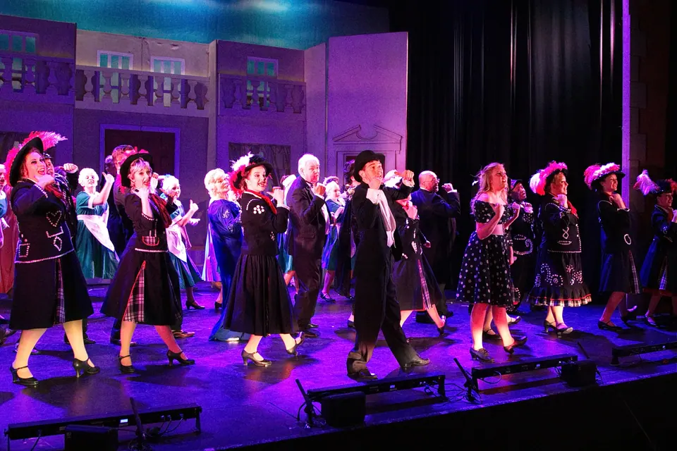 Willenhall Musical Theatre Company's 2016 production of Me and My Girl at Dormston Mill Theatre, Sedgley. Photograph 120 of 308.