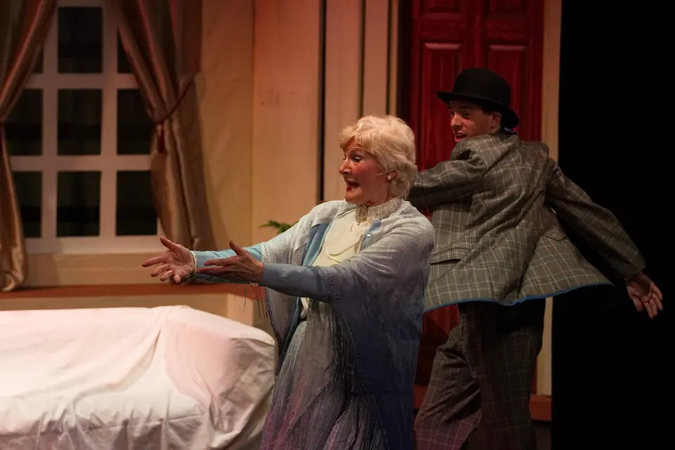 Willenhall Musical Theatre Company's 2016 production of Me and My Girl at Dormston Mill Theatre, Sedgley. Photograph 127 of 308.