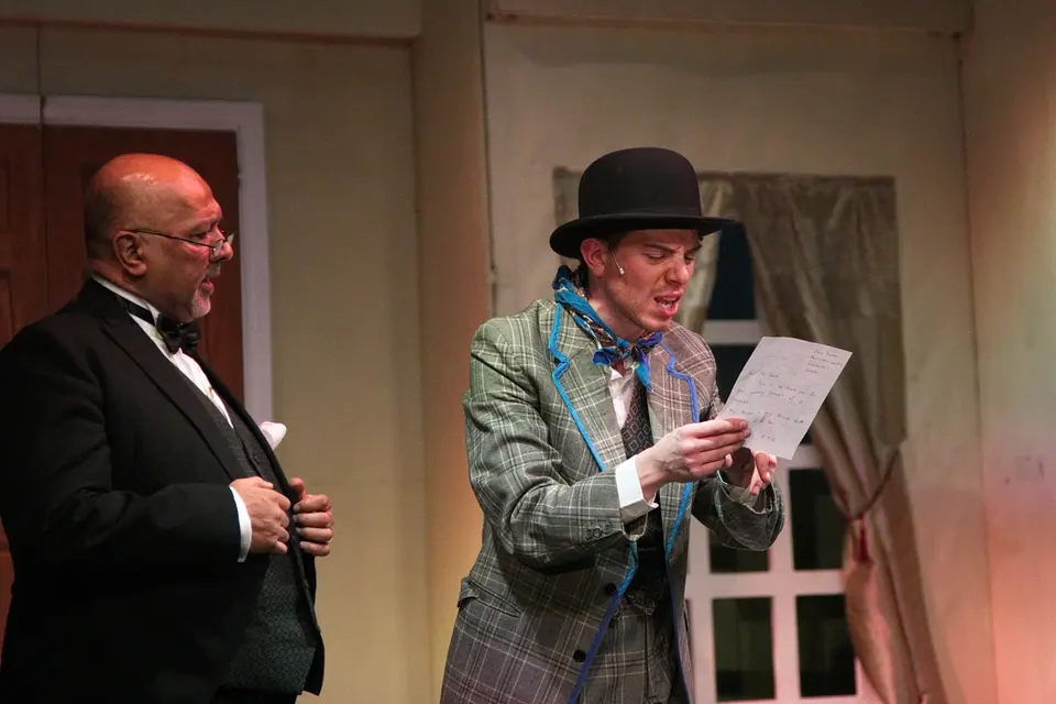 Willenhall Musical Theatre Company's 2016 production of Me and My Girl at Dormston Mill Theatre, Sedgley. Photograph 144 of 308.