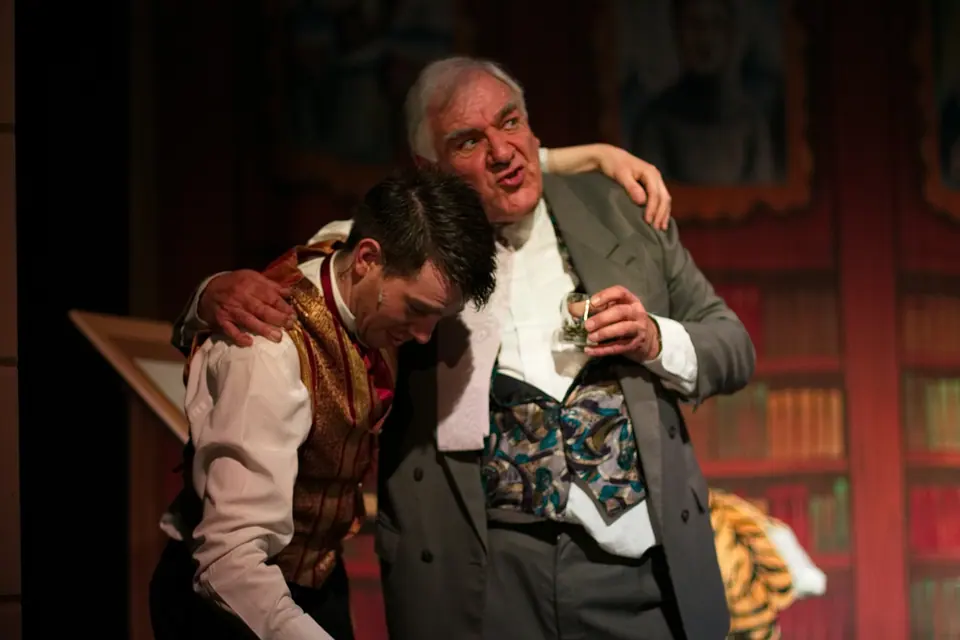 Willenhall Musical Theatre Company's 2016 production of Me and My Girl at Dormston Mill Theatre, Sedgley. Photograph 160 of 308.