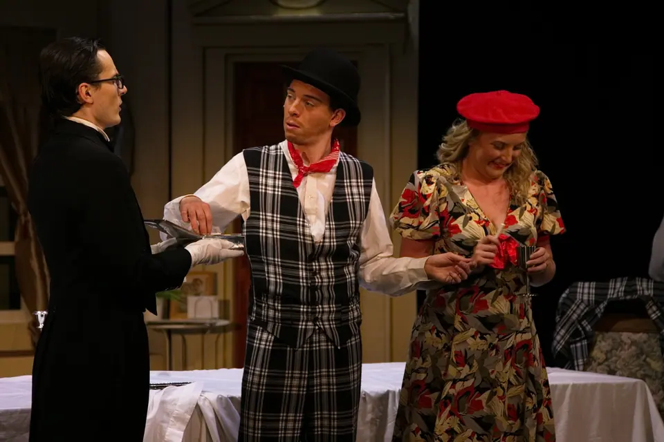 Willenhall Musical Theatre Company's 2016 production of Me and My Girl at Dormston Mill Theatre, Sedgley. Photograph 188 of 308.