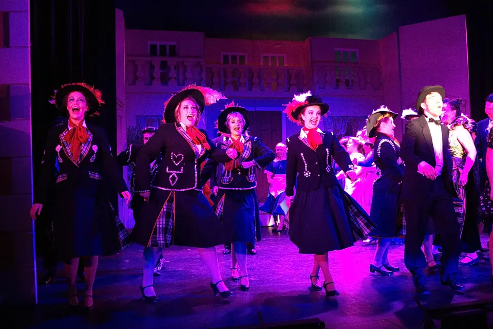 Willenhall Musical Theatre Company's 2016 production of Me and My Girl at Dormston Mill Theatre, Sedgley. Photograph 196 of 308.