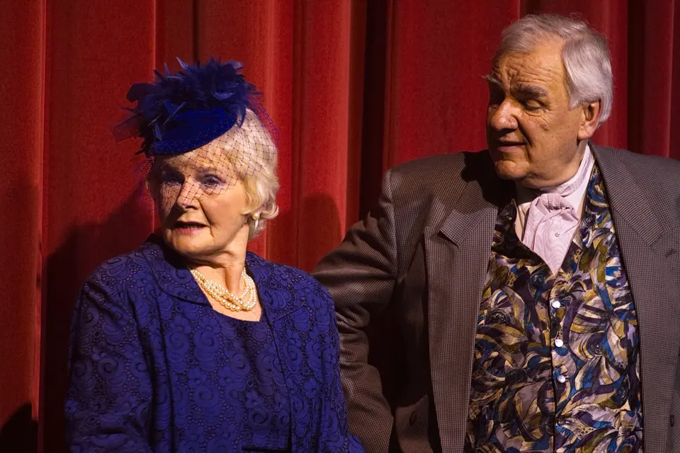 Willenhall Musical Theatre Company's 2016 production of Me and My Girl at Dormston Mill Theatre, Sedgley. Photograph 197 of 308.