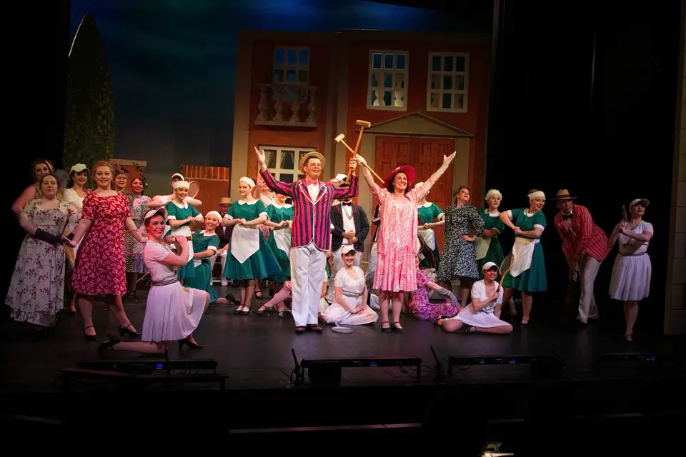 Willenhall Musical Theatre Company's 2016 production of Me and My Girl at Dormston Mill Theatre, Sedgley. Photograph 208 of 308.