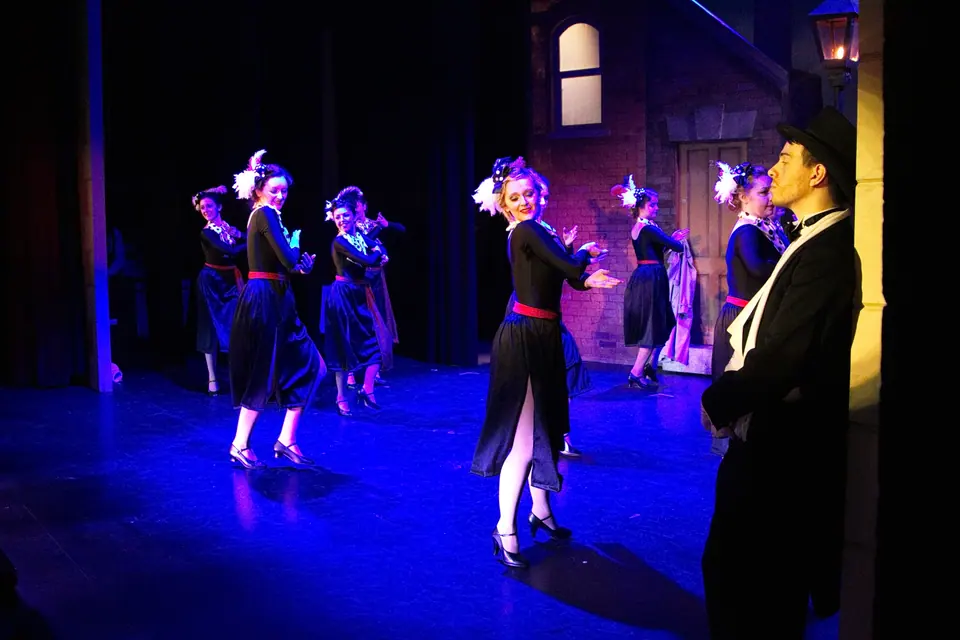 Willenhall Musical Theatre Company's 2016 production of Me and My Girl at Dormston Mill Theatre, Sedgley. Photograph 221 of 308.