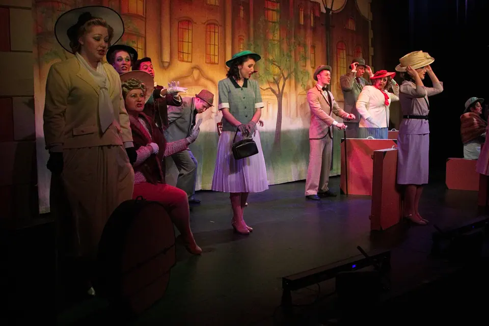 Willenhall Musical Theatre Company's 2016 production of Me and My Girl at Dormston Mill Theatre, Sedgley. Photograph 225 of 308.