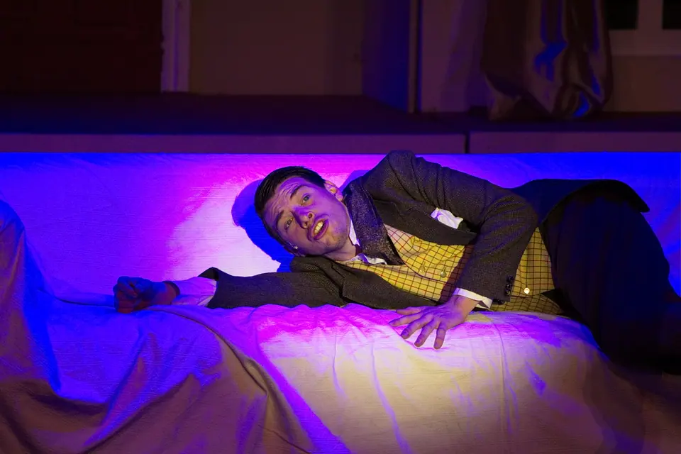 Willenhall Musical Theatre Company's 2016 production of Me and My Girl at Dormston Mill Theatre, Sedgley. Photograph 230 of 308.