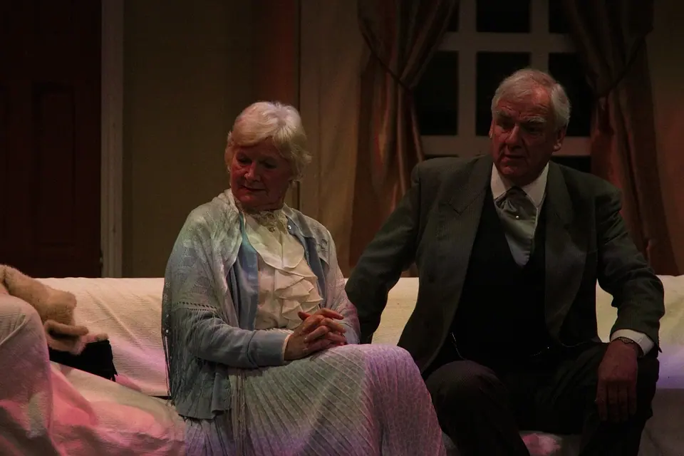 Willenhall Musical Theatre Company's 2016 production of Me and My Girl at Dormston Mill Theatre, Sedgley. Photograph 242 of 308.