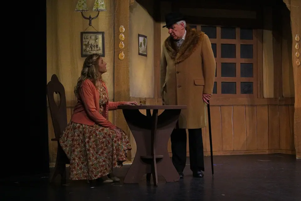 Willenhall Musical Theatre Company's 2016 production of Me and My Girl at Dormston Mill Theatre, Sedgley. Photograph 264 of 308.