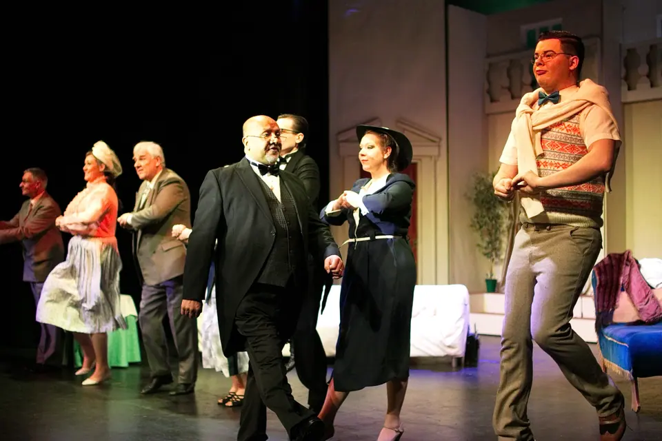 Willenhall Musical Theatre Company's 2016 production of Me and My Girl at Dormston Mill Theatre, Sedgley. Photograph 27 of 30.