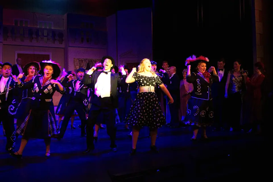 Willenhall Musical Theatre Company's 2016 production of Me and My Girl at Dormston Mill Theatre, Sedgley. Photograph 280 of 308.
