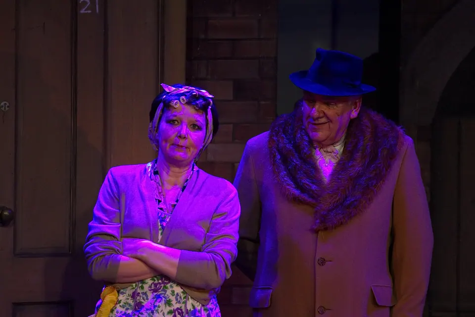 Willenhall Musical Theatre Company's 2016 production of Me and My Girl at Dormston Mill Theatre, Sedgley. Photograph 282 of 308.