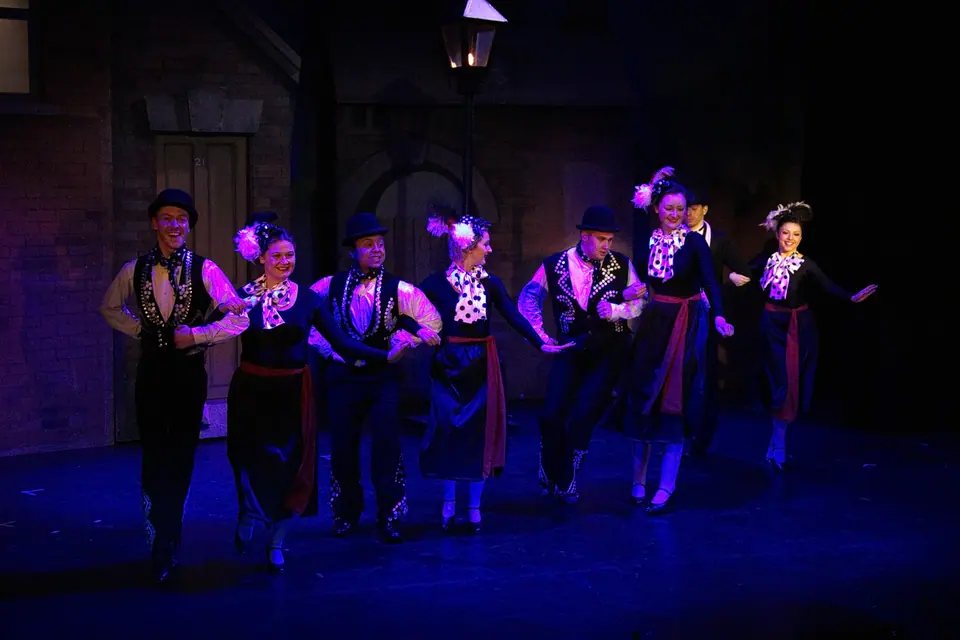 Willenhall Musical Theatre Company's 2016 production of Me and My Girl at Dormston Mill Theatre, Sedgley. Photograph 295 of 308.