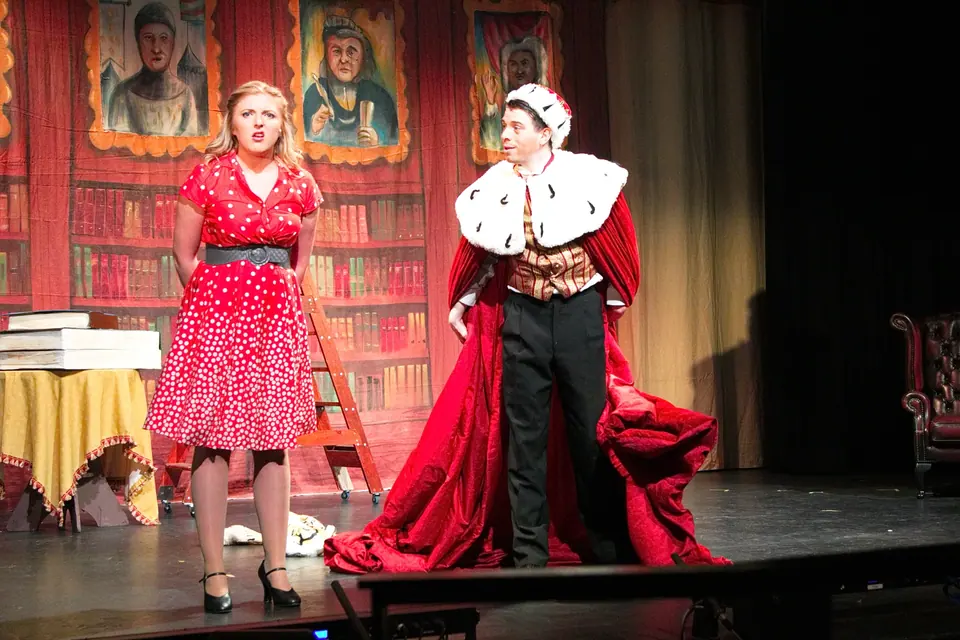 Willenhall Musical Theatre Company's 2016 production of Me and My Girl at Dormston Mill Theatre, Sedgley. Photograph 50 of 308.