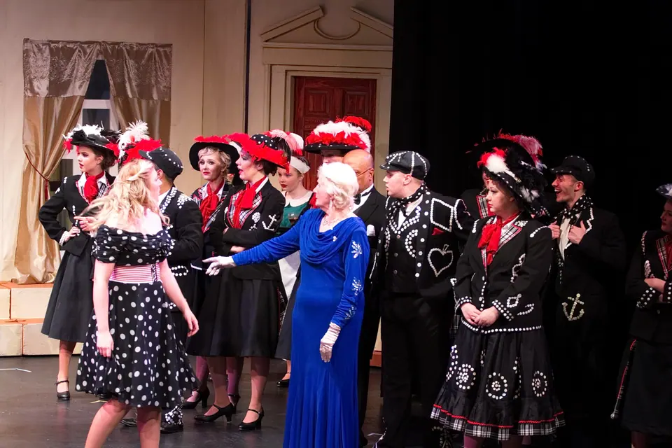 Willenhall Musical Theatre Company's 2016 production of Me and My Girl at Dormston Mill Theatre, Sedgley. Photograph 53 of 308.