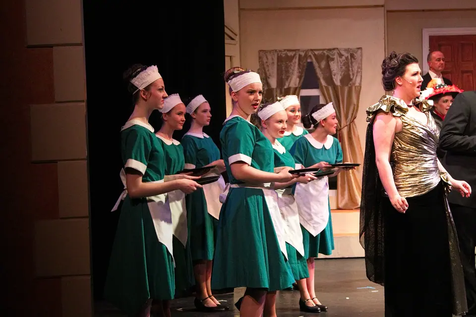 Willenhall Musical Theatre Company's 2016 production of Me and My Girl at Dormston Mill Theatre, Sedgley. Photograph 59 of 308.