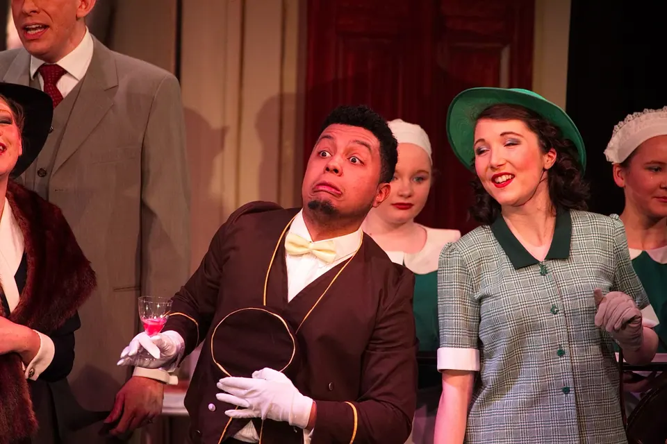 Willenhall Musical Theatre Company's 2016 production of Me and My Girl at Dormston Mill Theatre, Sedgley. Photograph 86 of 308.
