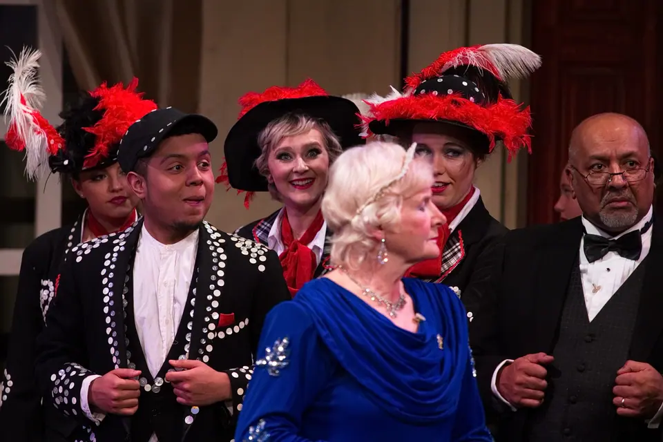 Willenhall Musical Theatre Company's 2016 production of Me and My Girl at Dormston Mill Theatre, Sedgley. Photograph 94 of 308.