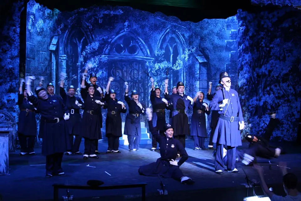 Willenhall Musical Theatre Company's 2010 production of Pirates of Penzance. Photograph 94 of 145.