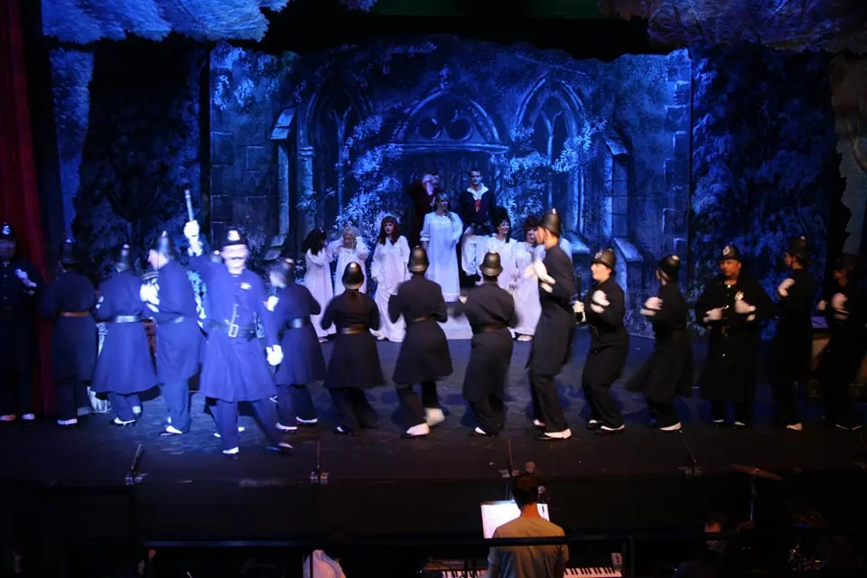 Willenhall Musical Theatre Company's 2010 production of Pirates of Penzance. Photograph 130 of 145.