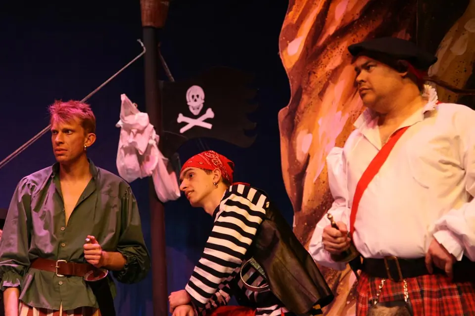 Willenhall Musical Theatre Company's 2010 production of Pirates of Penzance. Photograph 18 of 30.
