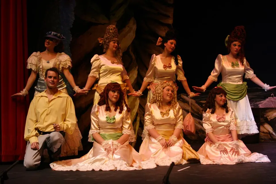 Willenhall Musical Theatre Company's 2010 production of Pirates of Penzance. Photograph 29 of 145.