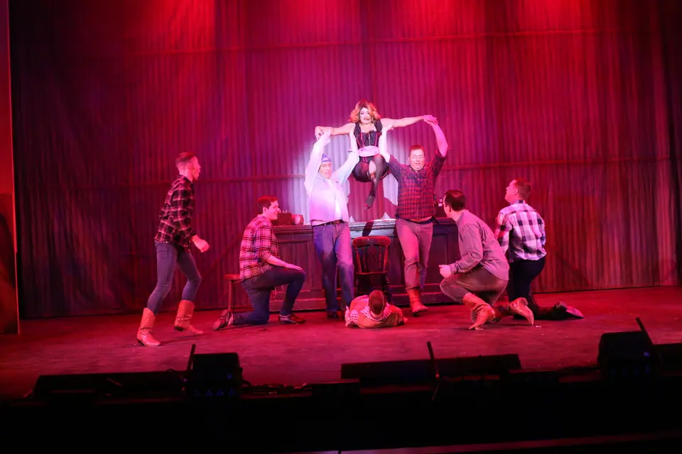 Willenhall Musical Theatre Company's 2022 production of Priscilla Queen of the Desert at Dormston Mill Theatre, Sedgley. Photograph 147 of 246.